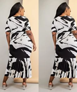Social Butterfly Collection Plus Size Black White Form Fitted Dress 12 Social Butterfly Collection Plus Size Black White Form Fitted Dress