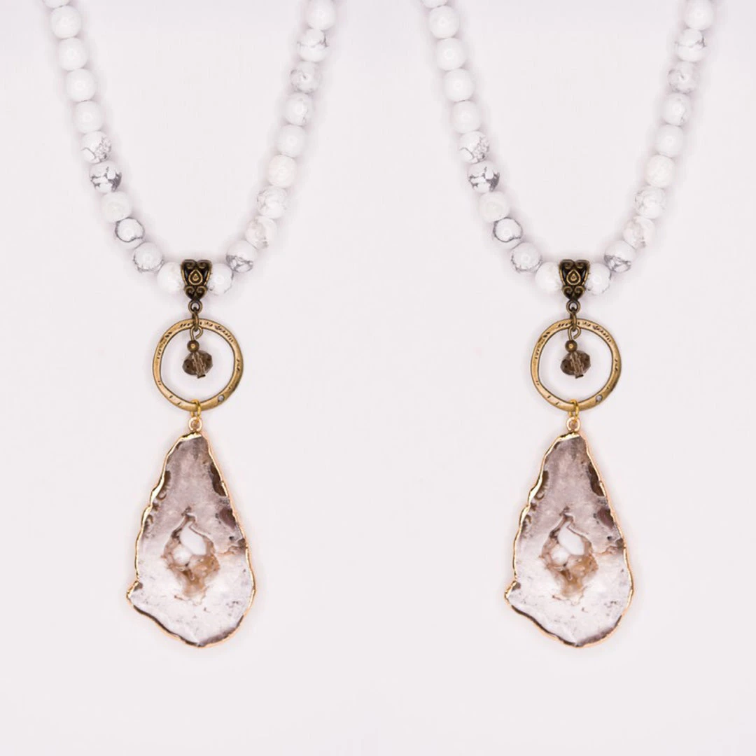 Social Butterfly Collection Bead Stone Long Pendant Necklace 10 Social Butterfly Collection Bead Stone Long Pendant Necklace