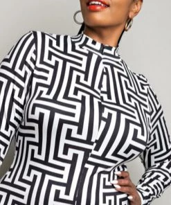 Social Butterfly Collection New Arrivals Black White Abstract Print Mid Length Dress 19 Social Butterfly Collection New Arrivals Black White Abstract Print Mid Length Dress