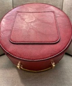 Social Butterfly Collection Red Retro Style Clock Handbag Accessories