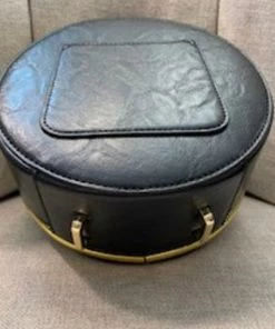 Social Butterfly Collection Black Retro Style Clock Handbag Accessories