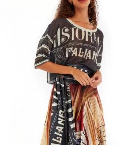 Social Butterfly Collection The Art Of Fashion Italiano Scoop Neck Top New Arrivals