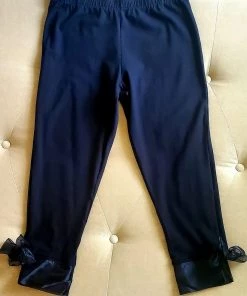 Social Butterfly Collection Black Capri Style Ribbon Detail Pants