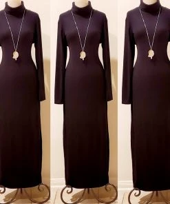 Social Butterfly Collection Gold Circle Abstract Necklace