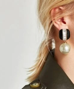 Social Butterfly Collection Black Or Royal Blue Pearl Drop Earrings New Arrivals